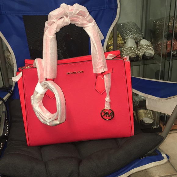 Micheal Kors Hope Coral Reef LG Satchel - Picture 5 of 6